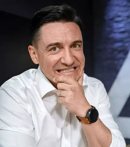 George Buhnici, nevoit să plătească pentru afirmațiile din anul 2022. Câți bani îl costă declarațiile jignitoare la adresa femeilor