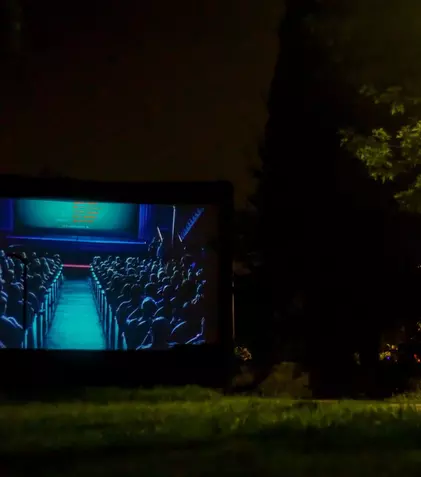 Cinema în aer liber. 5 filme pe care le poți vedea pe final de vară