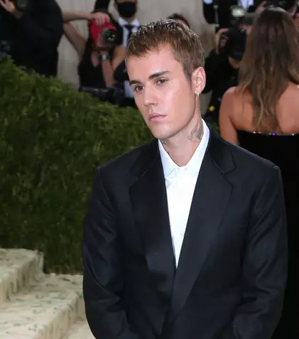Justin Bieber, probleme de sănătate. Cântărețul și-a întrerupt din nou turneul mondial