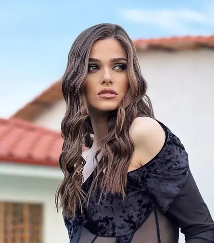 Cum arată Theo Rose în costum de baie, la doar o lună după ce a născut. „Corp nou”