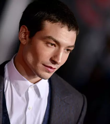 Ezra Miller, prima apariție publică după aproape 2 ani, la premiera The Flash. Actorul s-a confruntat cu probleme juridice grave