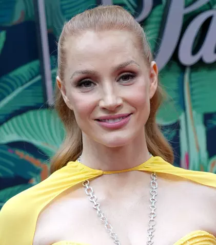 Cele mai spectaculoase ținute de pe covorul roșu de la Premiile Tony 2023