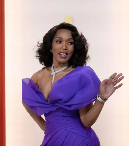Surpriză de proporții pentru Angela Bassett. De ce primește actrița un Oscar onorific