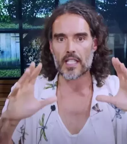 Russell Brand, acuzat de viol și abuz emoțional. Reacția actorului: „Am fost întotdeauna transparent”