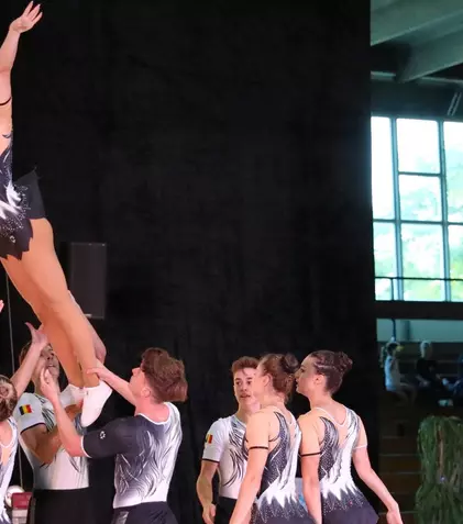 TVR 1 transmite Etapa de Cupă Mondială la gimnastică aerobică. Programul de difuzare