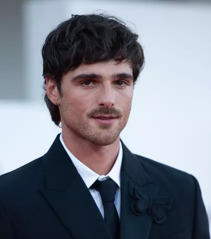 Cât de dificil a fost pentru Jacob Elordi să fie Elvis Presley, în filmul „Priscilla”. Cum s-a pregătit pentru rol