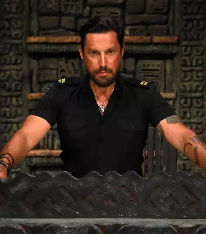 Echipele de la Survivor All Stars 2024 au fost reconfigurate. Cine este acum la Faimoși și cine este la Războinici