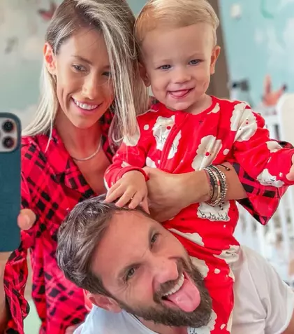 Gabriela Prisăcariu, noi imagini adorabile din vacanța cu Tiago: „Nu se pune problema să mă bronzez”