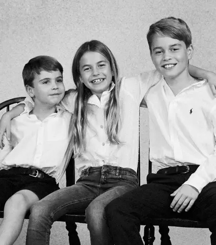 Prințesa Charlotte și prințul Louis, cu ochii pe TV la finala EURO 2024, în timp ce fratele lor mai mare a fost prezent în tribune