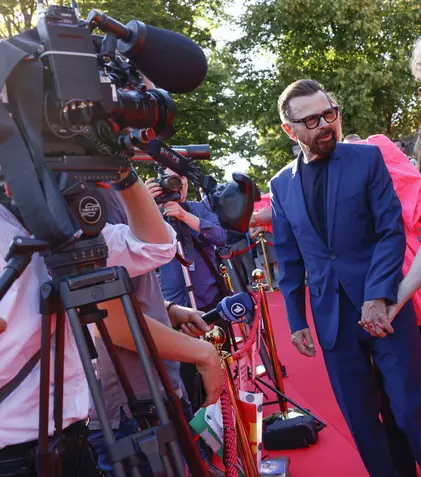 Un membru legendar al ABBA s-a căsătorit la aproape 80 de ani. Cine este aleasa inimii sale și de ce este povestea lor specială