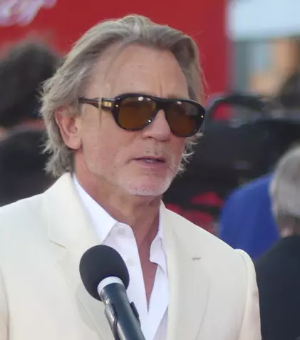 Cine este Ella Loudon, fiica lui Daniel Craig care a crescut departe de lumina reflectoarelor. Seamnă izbitor cu tatăl celebru