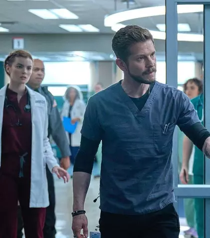 „Rezidentul”, sezonul 6, este pe Netflix. Tot ce trebuie să știți despre drama medicală de succes, cu Matt Czuchry (Logan din „Fetele Gilmore”) în rol principal