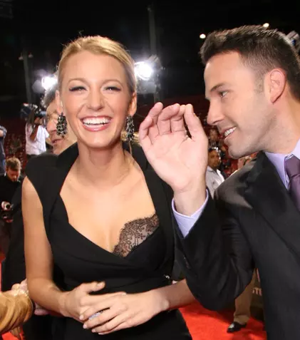 16 idile de la Hollywood care au pornit de la chimia de pe ecran. Adevăr sau doar zvon?