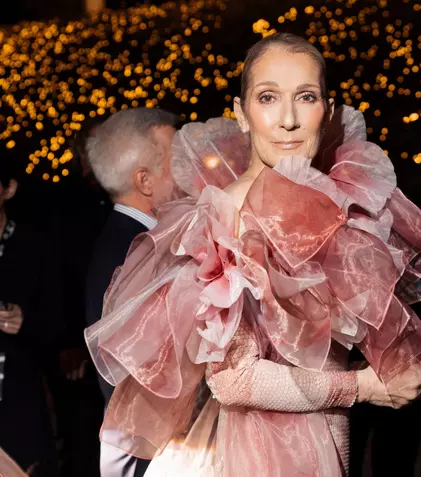 Céline Dion, apariție rară în public după dignosticul dur pe care l-a primit. Cum s-a distrat alături de cei trei fii