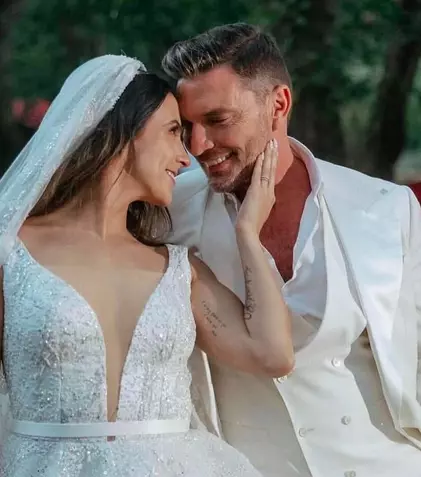 Julián Gil a avut o nuntă superbă. Cu cine s-a căsătorit telenovelistul