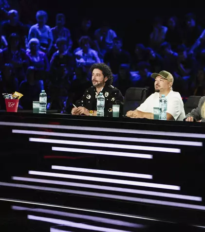 Cine este Elizabeth, tânăra virală de pe TikTok care vine la X Factor. Legătura ei cu Delia: „Am zis că mai bine vin ca să vorbim!”