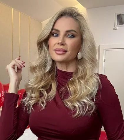 Andreea Bănică a dat lovitura în afaceri! Câte apartamente deține, de fapt, vedeta în hotelul său din Eforie Nord