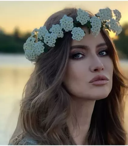 Iulia Albu a ajuns pe mâinile medicului estetician. Cum arată după ce și-a făcut un lifting profund