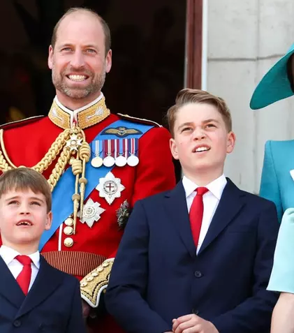 Prințul William și Kate, alături de George, Charlotte și Louis, la parada Trooping the Colour. Pozele de familie care au topit inimile fanilor