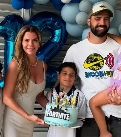 Andrei Stoica, mesaj emoționant de ziua fiului său cel mare. Imagini de familie din vacanța în Turcia. „Ne uimești în fiecare zi”