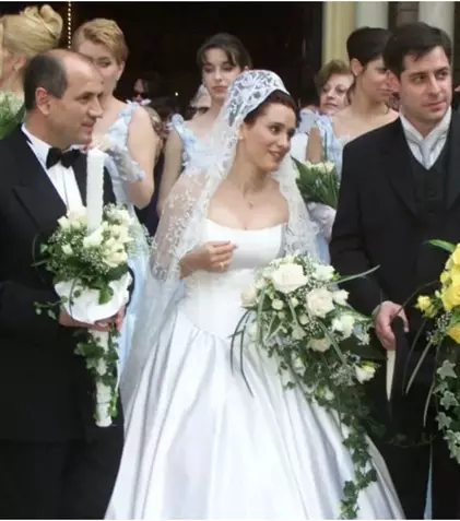 Imagini de colecție din albumele de nuntă! Cum au arătat Andreea Esca, Teo Trandafir sau Adela Popescu în rochie de mireasă