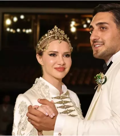 Otilia Bilionera nu a preluat numele de familie al soțului turc. Detalii din culisele nunții grandioase:  „Ceva cu adevărat prețios”