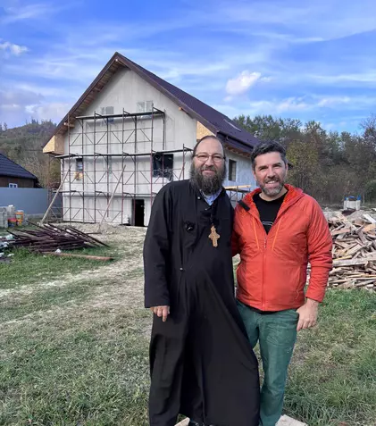 „În slujba binelui”, un nou reportaj semnat de Alex Dima pentru emisiunea „România, te iubesc!”. Ce prezintă ancheta