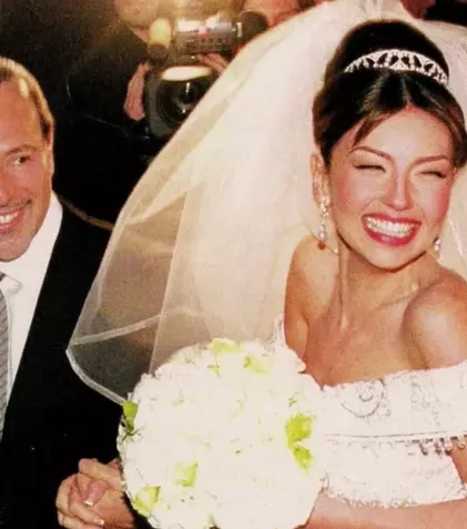 Thalía, mesaj emoționant la 25 de ani de căsnicie: „Ești marea iubire a vieții mele” – Imagini de la nunta cu Tommy Mottola