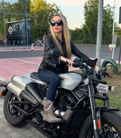 Ani Crețu, transformare radicală după „Vacanța Mare”! Ce funcție importantă ocupă acum „Urinela” și cum arată la 47 de ani