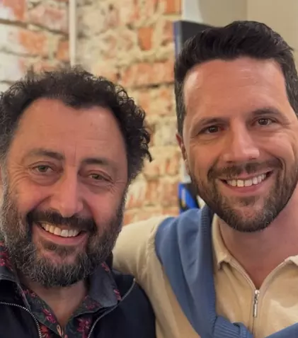 Adrian Nartea, confesiune emoționantă despre regizorul Jesus del Cerro: „A văzut în mine un Vlad și mi-a oferit încredere”. Dezvăluirile actorului