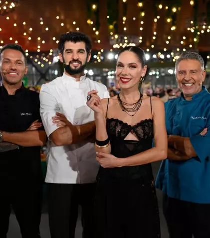 Surpriză totală la Chefi la cuțite: Ce culori au primit noile echipe și cine a obținut cuțitul de aur de la chef Orlando Zaharia