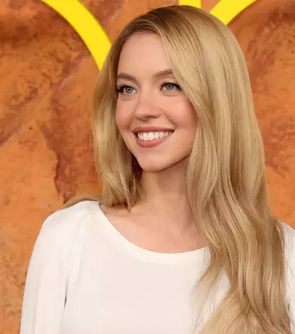 Sydney Sweeney, apariție șocantă în „Euphoria”. Actrița a renunțat complet la haine într-o ipostază care a scandalizat fanii: „S-a depășit limita”