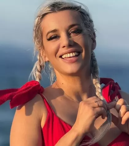 Cum arată Anisia Gafton însărcinată în săptămâna 19. Imagini cu burtica de gravidă