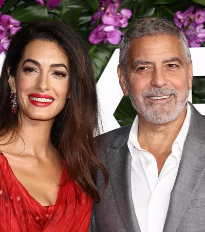 George și Amal Clooney, evacuați din locuința lor din Franța din cauza incendiilor. Mesajul dramatic al actorului: „Nu știm dacă va supraviețui”