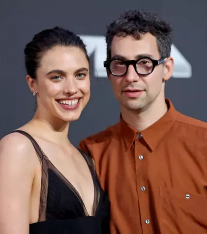 Margaret Qualley și Jack Antonoff divorțează? Actrița a șters toate pozele de la nuntă și a pus fanii pe jar