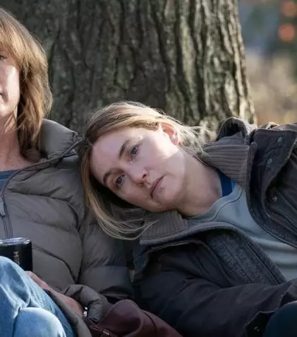 Kate Winslet, Al Pacino și Amy Adams în producții de nota 10! Cele 5 miniserii HBO în care fiecare episod este o adevărată capodoperă