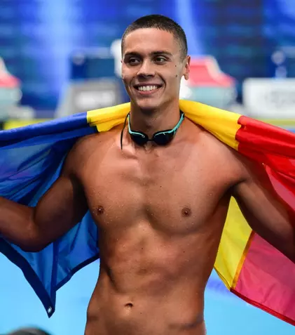 David Popovici, încă un pas spre o performanță istorică! S-a calificat în semifinalele probei de 200 m liber la Europenele de la Paris. La ce oră concurează