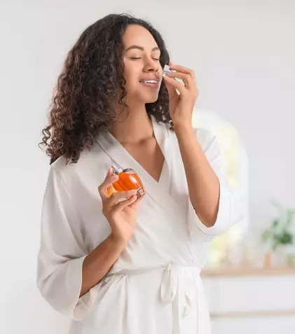 Top 7 parfumuri fresh pentru femei: arome curate, energizante și ușor de purtat zilnic