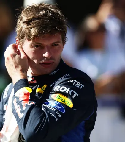 Max Verstappen, provocare neobișnuită pe circuitul de la Silverstone. Concurează împotriva a 100 de piloți