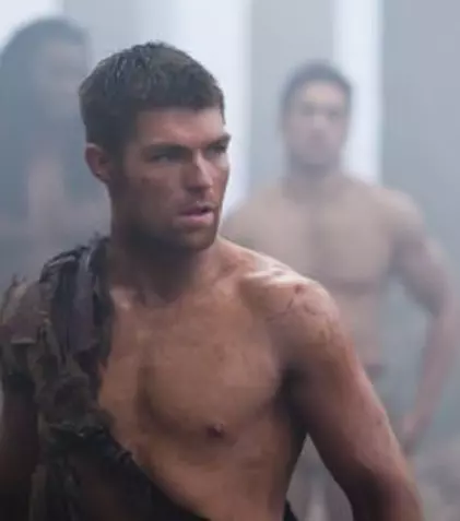 Se pregăteşte un spin-off la serialul „Spartacus”, despre Iulius Cezar