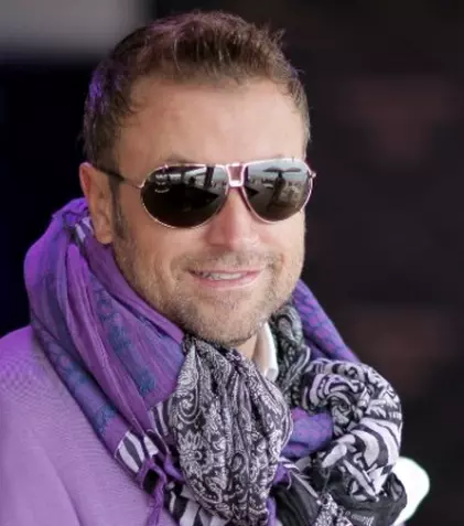 Cătălin Botezatu e model în finala Next Top Model