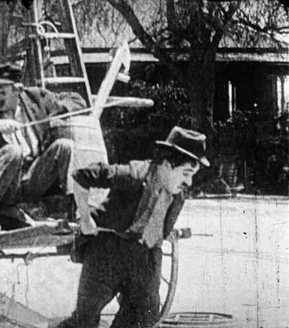 Charlot ucenic  