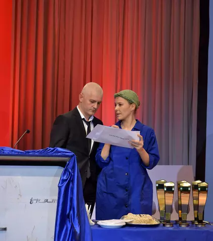 Oamenii… cu plicul de la Premiile TVmania 2013