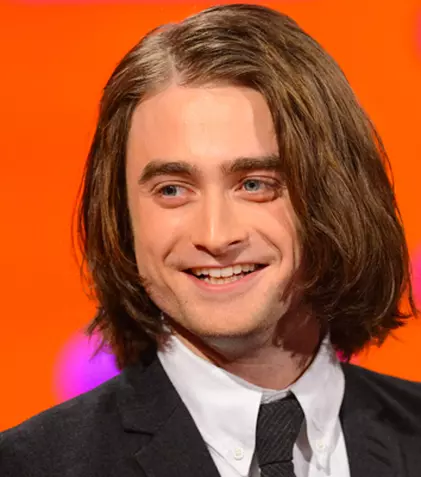 Daniel Radcliffe şi-a lăsat plete