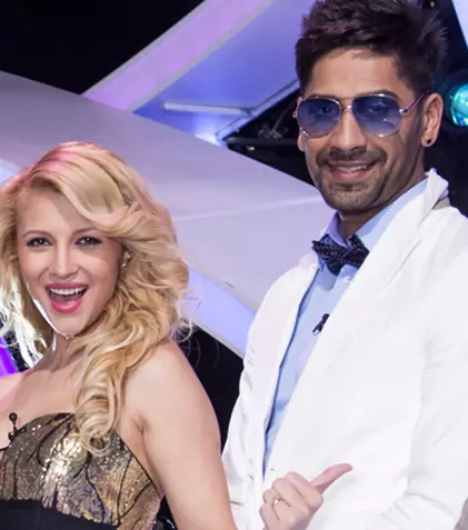 Lora şi Connect-R fac declaraţii surprinzătoare la „Next Star”