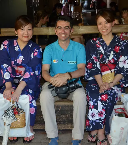 „Cusurgiul” Mihai Găinuşă a fost în vacanță în Japonia | FOTO