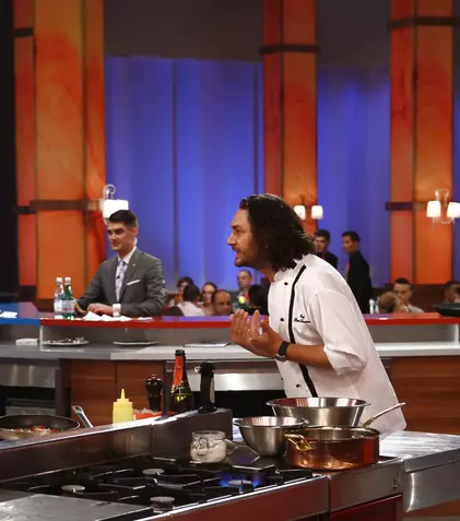  Familiile chef-ilor vin la masă în "Hell's Kitchen - Iadul Bucătarilor"