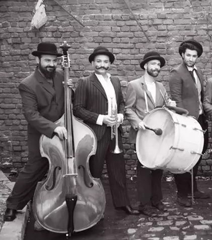 Smiley a lansat videoclipul „Oarecare”