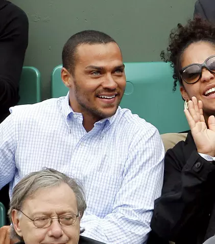 Jesse Williams („Anatomia lui Grey”) şi soţia lui vor deveni iar părinţi