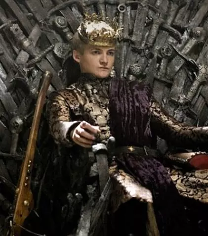 Jack Gleeson (Regele Joffrey în „Urzeala tronurilor”) știe cine va sta pe Tronul de Fier